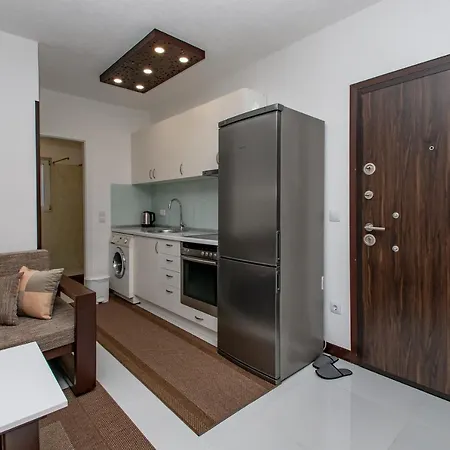 Hazam Aparthotel アパートホテル Sanski most